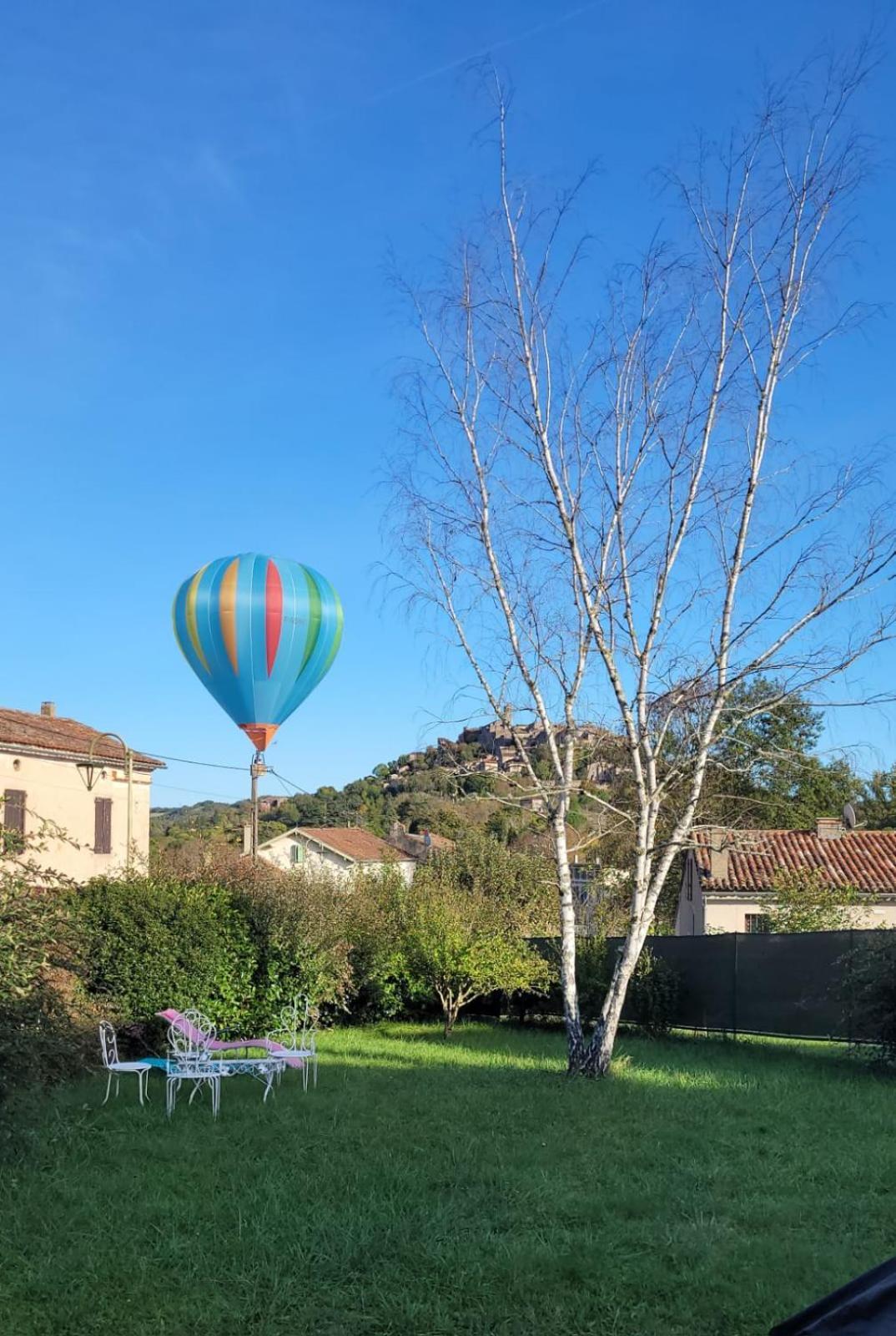 La Jolie Vue Et La Maison De La Tour- Cordes-Sur-Ciel Les Cabannes  Экстерьер фото